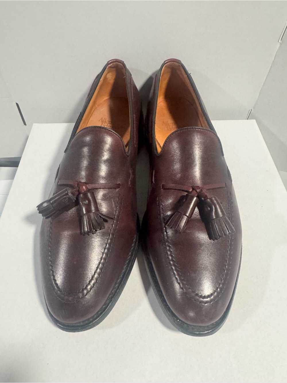 Allen Edmonds Burgundy Tassel Loafers Grayson Shell Cordovan